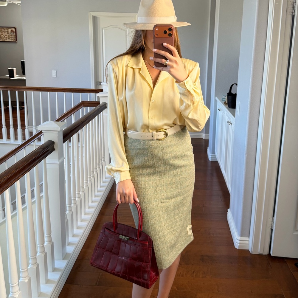 Elegant Cream Skirt